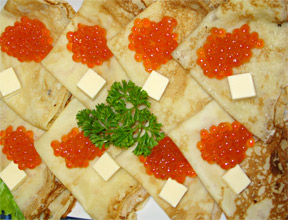 Блины “Купеческие” с красной икрой Блины “Купеческие” с красной икрой
